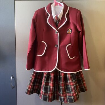 komplet od satena: Prelep komplet (uniforma) za moderne devojcice Sastoji se od