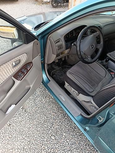1999: Mazda 626: 1999 г., 2 л, Механика, Бензин, Седан — 6