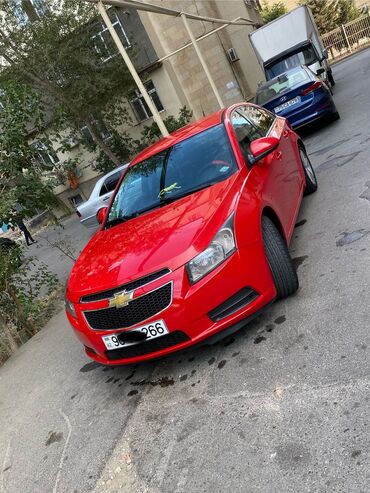 Chevrolet: Chevrolet Cruze: 1.4 l | 2014 il 250000 km Sedan — 4