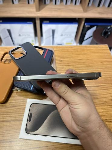 Apple iPhone: IPhone 15 Pro Max, 256 GB, Natural Titanium — 12