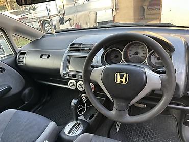 chevrolet gruze: Honda Fit: 2004 г., 1.5 л, Вариатор, Бензин, Хэтчбэк — 5