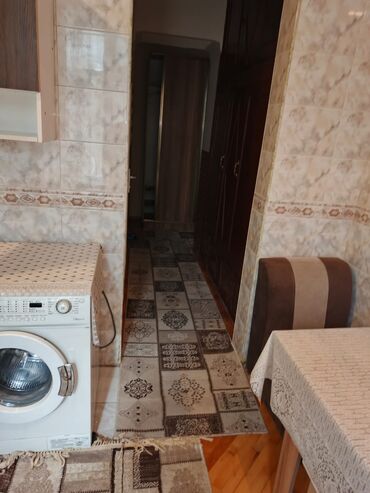 Qonaq otağı dəstləri: Masa və oturacaqlar — 12