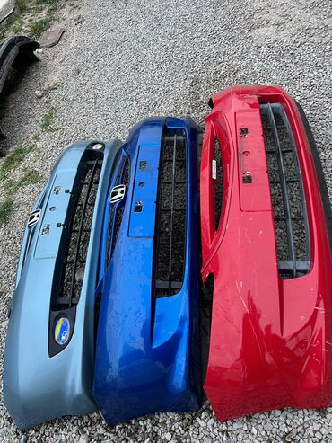 Бамперы: Передний Бампер Honda 2003 г., Б/у, цвет - Красный, Оригинал