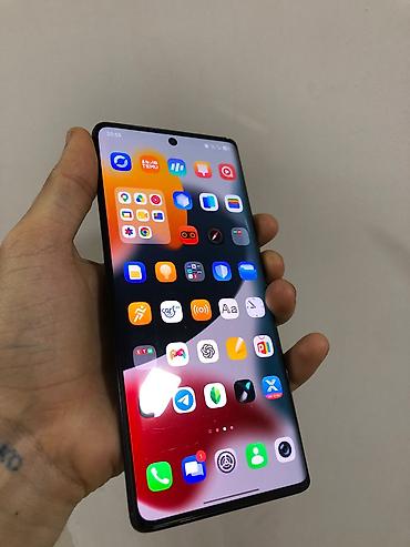xacmaz telfon: Infinix Note 40 Pro, 256 GB, rəng - Qara, Sensor — 4