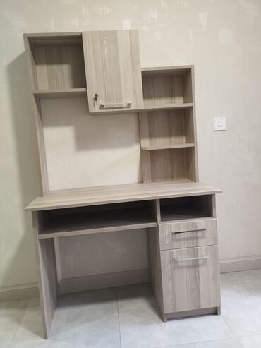 стол рабочий: Yazı masası 130₼ yeni alınıb embavoodundu
Babək pro

7187 zeyno♥️
