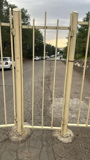 Требуются сварщики (аргон) В Питер зарплата 250 тыс. Проживание