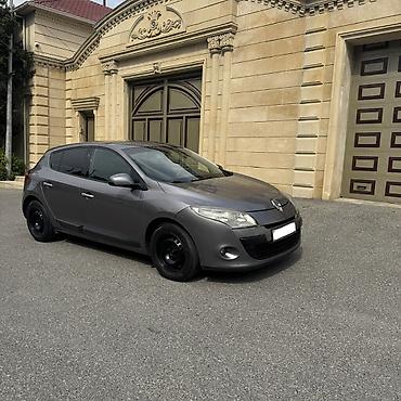 Renault: Renault Megane III hatchback - Korpus: 5 qapılı hatchback — 12