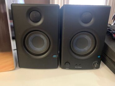струйных и лазерных принтеров: Пара студийных мониторов PreSonus Eris E3.5, разработанных для точного