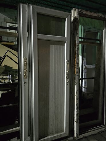зеркало буу: Пластик эщик, Терезе менен, 2 * x 60 см, Колдонулган