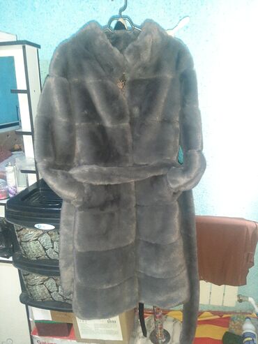 шубу из искусственного меха: Шуба, Тизеден, Капюшону бар, S