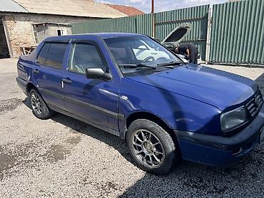 волксваген вента: Volkswagen Vento: 1993 г., Седан — 1
