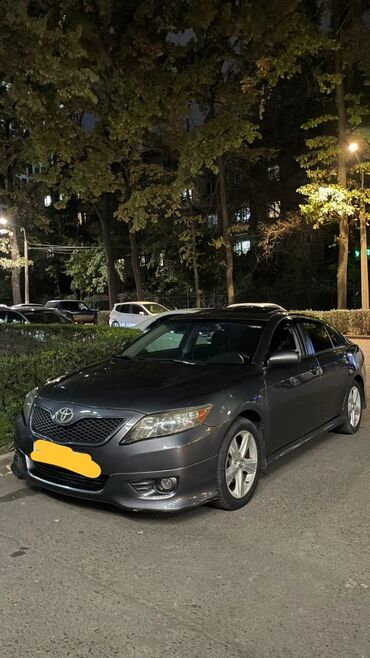 эшик ром: Toyota Camry: 2011 г., 2.4 л, Автомат, Бензин, Седан