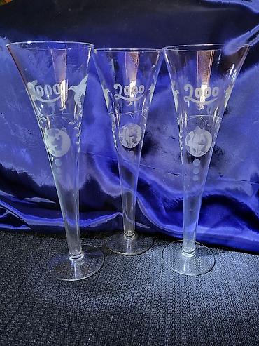 Čaše: Case za vino,kristalno staklo,rucna gravura iz 2000ih.god. Case za na lalafo.rs — 1 Čaše: Case za vino,kristalno staklo,rucna gravura iz 2000ih.god. Case za — 1