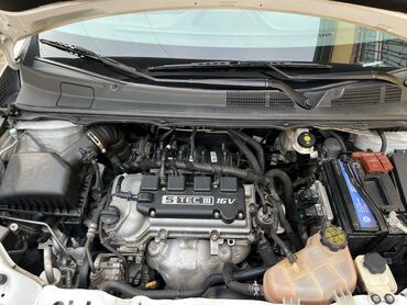 Chevrolet: Chevrolet Cobalt: 1.5 l | 2024 il 82000 km Sedan — 10