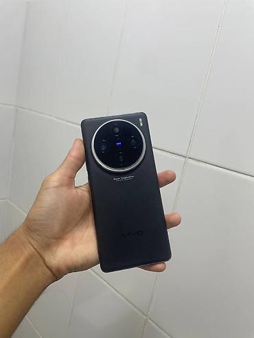 tech: Vivo X100 Ultra, Б/у, 256 ГБ, цвет - Черный, 2 SIM, eSIM — 2