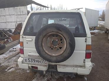 70 сом: Daihatsu Feroza: 1997 г., 1.6 л, Кол менен иштөөчү, Бензин, Жол тандабас — 5