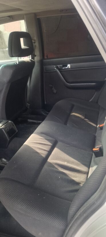 Audi: Audi 100: 1994 г., Седан — 6