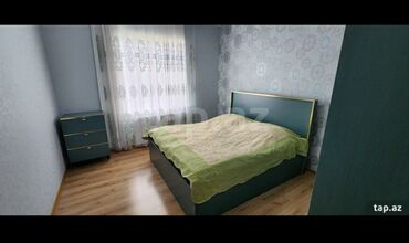 Həyət evləri və villaların satışı: Salam aleykum. Ev Xudat seheri Kohne Xudat kendinde yerlesir. Ev — 14