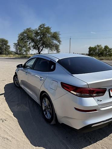 дешевые машина: Kia K5: 2019 г., Автомат, Газ, Седан — 3