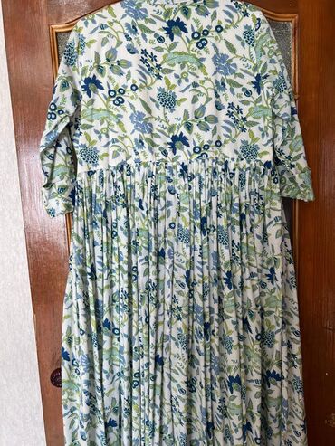 Вечерние платья: Продаю шикарное новое платье, привезено из Турции. Украшение и ажур — 14