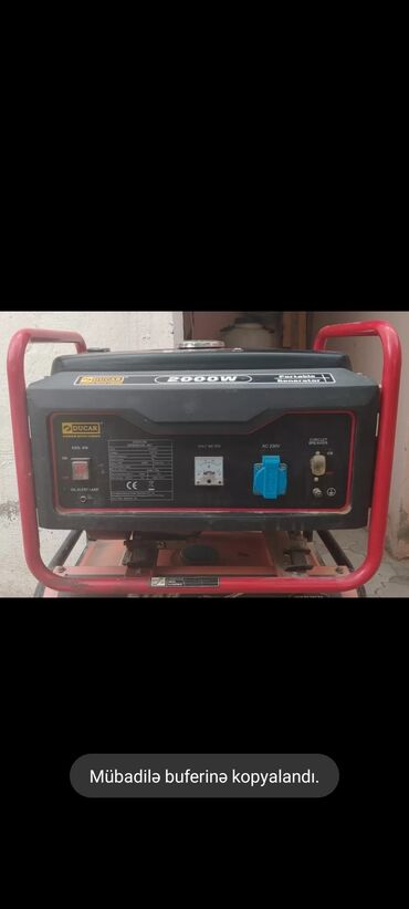 Generatorlar: Generator. 500azn. 15 l. 2000 W. Benzinlə işləyir. Unvan