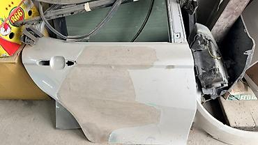 Двери и комплектующие: Дверь Задняя правая Toyota, Б/у — 2