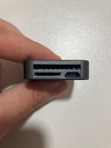 konnektor: Yığcam dizaynlı kart oxuyucusu. Lightning konnektoru vasitəsilə Apple — 2