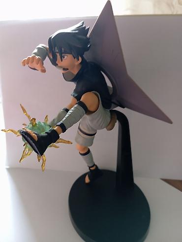 hoverboard cena: Anime figura – Naruto serijal, lik u borbenoj pozi na stalku - — 2