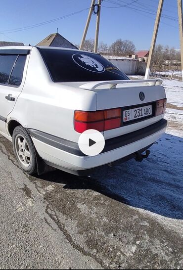 акумлятор на авто: Volkswagen Vento: 1992 г., 1.8 л, Механика, Бензин, Седан