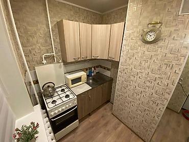 Долгосрочная аренда квартир: Манас Сдается 1х ком квартира Серия:106 серия улучшенная Этаж:4 из 9 — 9