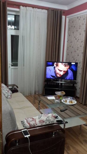 Uzunmüddətli kirayə mənzillər: Binəqədi rayonu 9-cu mikrarayonda leyla sadliq evine yaxin 18 — 1