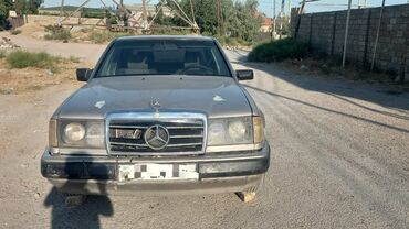 Mercedes-Benz 190: 2 l | 1993 il