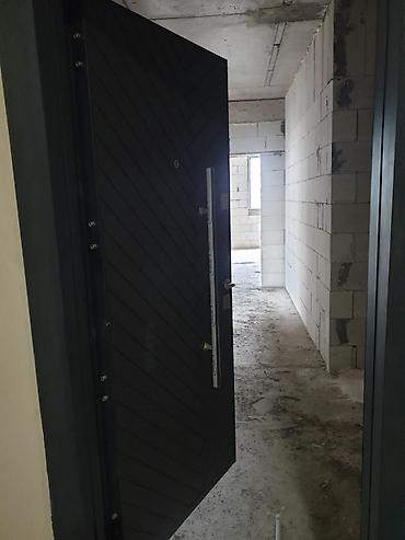 7 mərtəbə: 3 otaqlı, Yeni tikili, 136 kv. m — 4