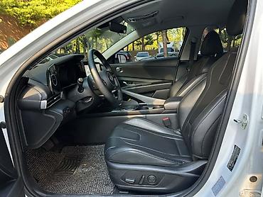 sonata nurais: Hyundai Elantra: 2022 г., 1.6 л, Автомат, Гибрид, Седан — 5