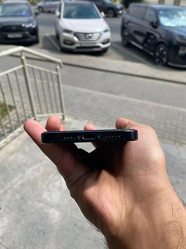 iphone 13 dubayski: IPhone 13, Midnight, Face ID — 5