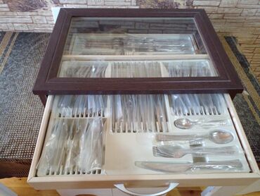 Süfrə ləvazimat dəstləri: Süfrə üçün tam dəst çəngəl-bıçaq qaşıq komplekti – vitrinli taxta — 7