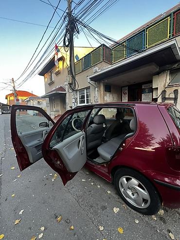 Prodaja automobila: Volkswagen Polo, hečbek, bordo boja, 5 vrata. Ključne karakteristike — 5