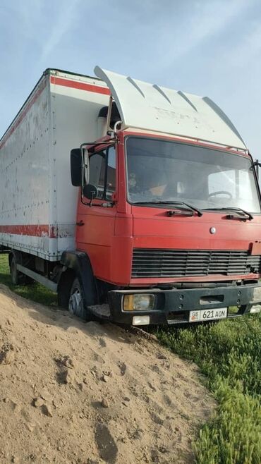 свежие овощи: Mercedes-Benz : 1995 г., 6 л, Механика, Дизель, Бус