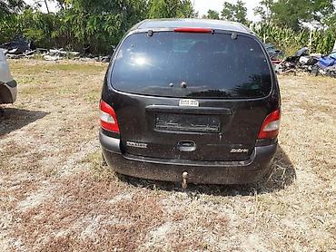 piter auto plac borca: ZADNJI BRANIK ZA SENIKA 1 ZA RENAULT SCENIC — 1