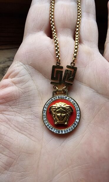 nakit krusevac: Pendant necklace, Versace, Material: Gold