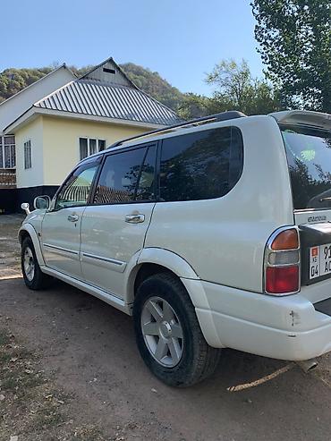 семерка ош: Suzuki XL7: 2003 г., 2.7 л, Автомат, Бензин, Внедорожник — 4