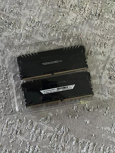 rush wave: Оперативная память (RAM) для ПК, Б/у, Patriot, 16 ГБ, DDR4, 4400 МГц — 2