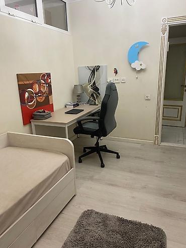 Долгосрочная аренда квартир: 3 комнаты, Риэлтор, Без подселения, С мебелью полностью — 14