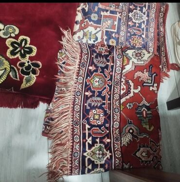 yumurta bəzəyi: Xalça Kredit yoxdur