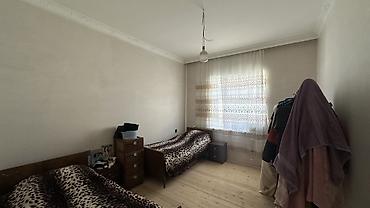 finisqi ev: Satışda: Həyətyanı torpaq sahəsi və fərdi yaşayış evi - Tam daş — 4