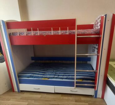 Masa və oturacaq dəstləri: Ikimərtəbə kravat satılır qiyməti 130₼ .Unvan Mehemmedi &amp;Rumi