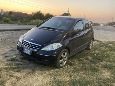 cipele bata na slici: Mercedes-Benz A 180: 0.4 - engine capacity l | 2009 year Hatchback