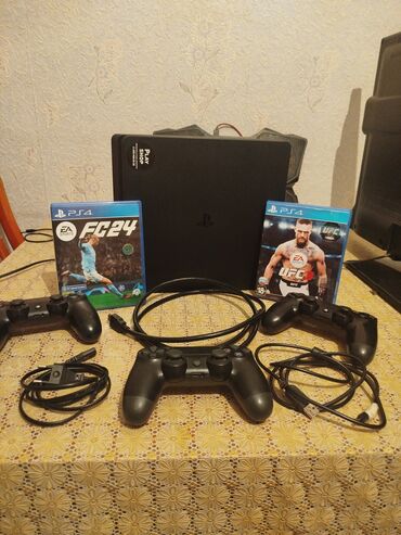 baku electronics printer: PlayStation 4 satilir