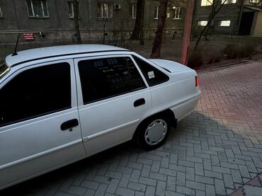Daewoo: Daewoo Nexia: 2011 г., 1.6 л, Механика, Бензин, Седан — 10