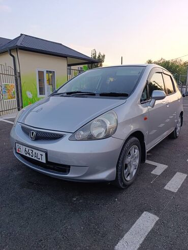 электромобиль грузовой: Honda Fit: 2005 г., 1.3 л, Вариатор, Бензин, Хетчбек